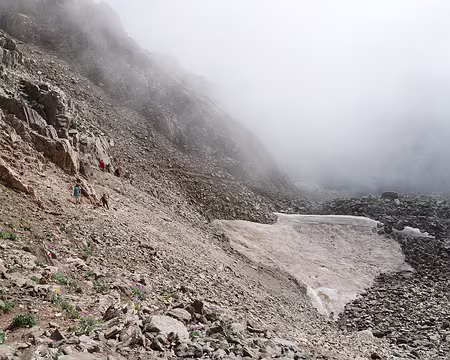 P1190620 Début de la descente du Passo del Brocan (2892m).