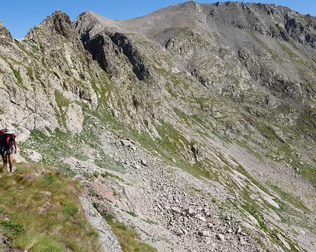 P1190784 Beau chemin en balcon ascendant.