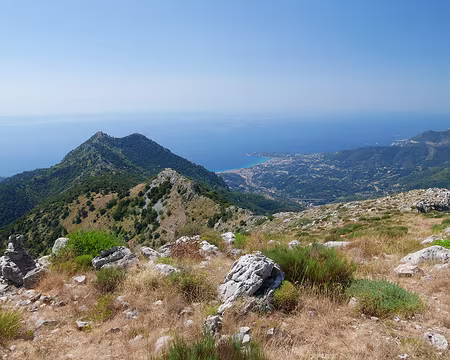 P1190918 Vue sur Menton et Cap Martin.