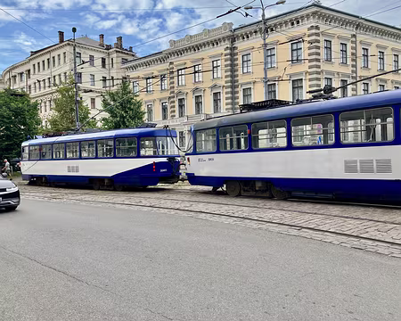 Le vieux tram de Riga. Il y a aussi un neuf.