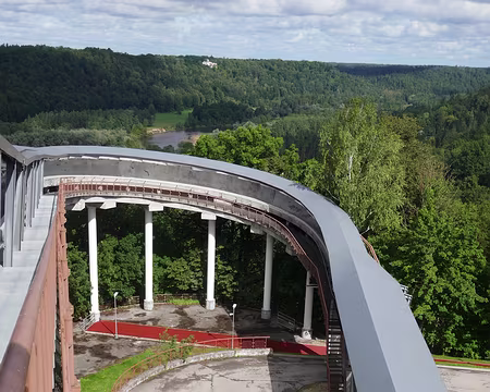 Un bob peut atteindre 160 km/h.