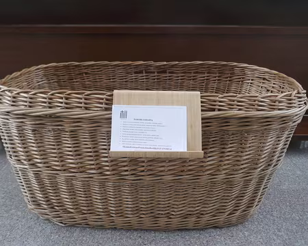 Panier pour recueillir les dons pour l'Ukraine.