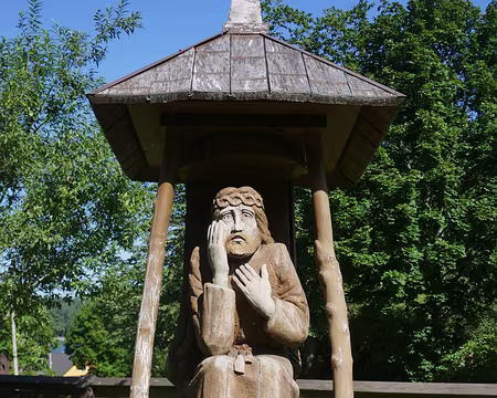 Le message dit : Passant, arrête et réfléchis.