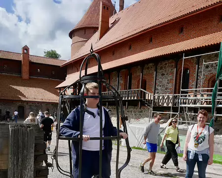 Autre forme de pilori : la cage au fol.