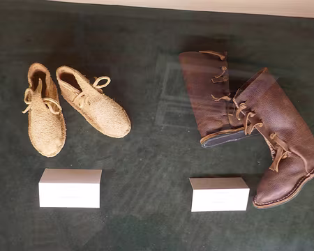 Reproduction de chaussures anciennes par ARÚNAS PUSKORIUS.