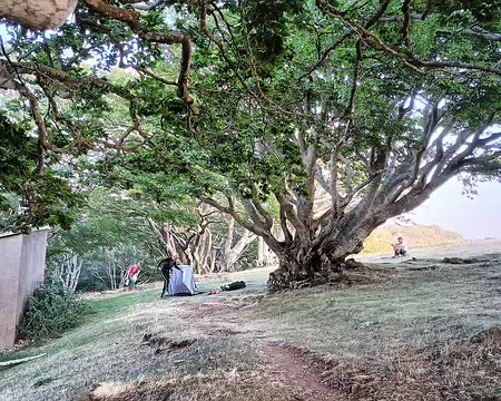 20250808_201722 7ème et dernier soir, il y avait le choix de bivouaquer ou de dormir dans le refuge de la Tanyareda