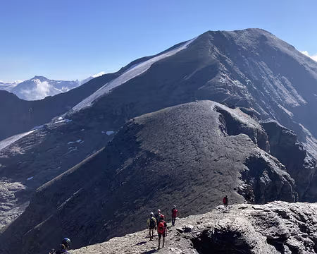 2025-08-17 09-57-25 En direction du signal mont cenis 3377 m