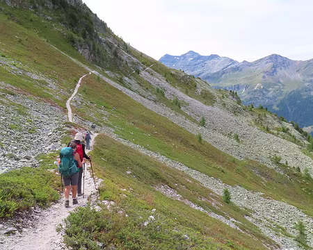 20250804_112745_IMG_8034 Nous sommes sur le parcours de la course Sierre-Zinal (30 km) qui est aussi appelée « la course des cinq 4 000 » du nom des cinq sommets culminant à plus de 4...