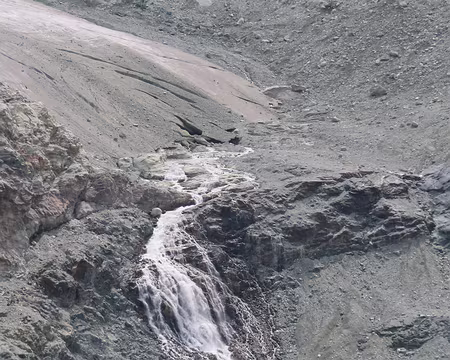 20250806_150312_IMG_8223 L'extrémité actuelle du glacier de Moiry.