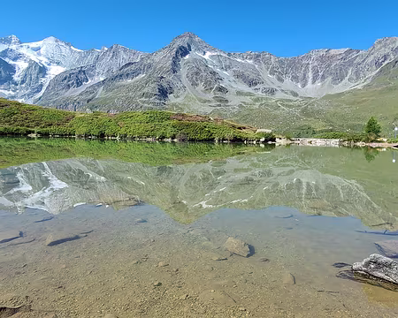 20250808_104832 Passage par le petit lac d'Arpitettaz