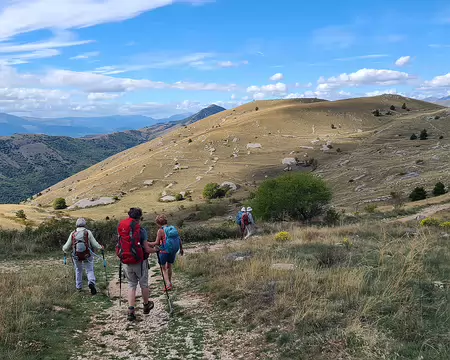 20250925132443 Cap sur le village de Santo Stefano si Sessanio.