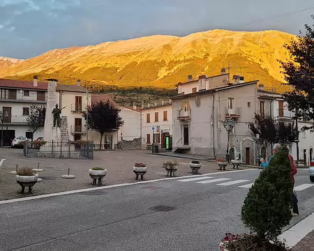 20251004183241 Coucher de soleil sur Monte Amaro à Campo di Giove.