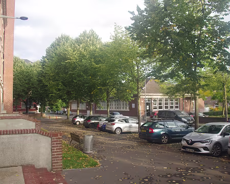IMGP6008 Amiens : l’ancienne caserne Friant où se trouve l’auberge de jeunesse