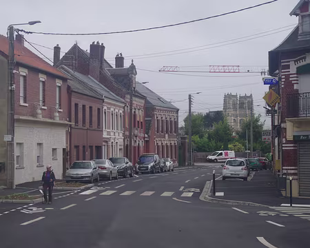 IMGP6442 Il reste 1 km pour gagner la gare