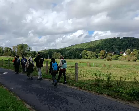 029 Après la visite, départ pour la forêt de Méridon