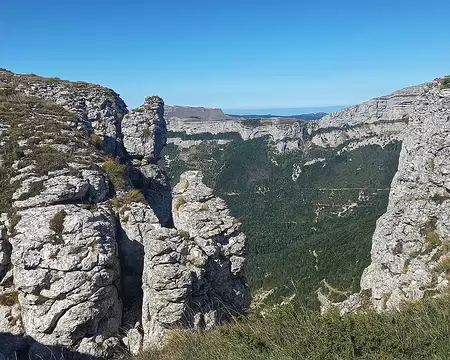 20250919_113157-01 plateaux karstiques