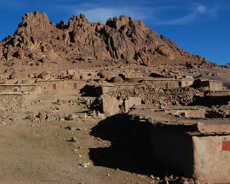 DSC_0778 Avec ces bergeries ...