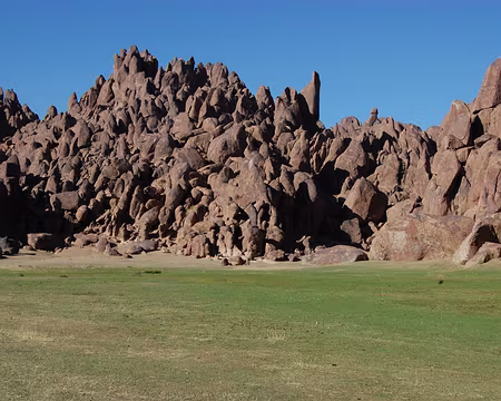 DSC_0801 ... et sa forêt de rochers :