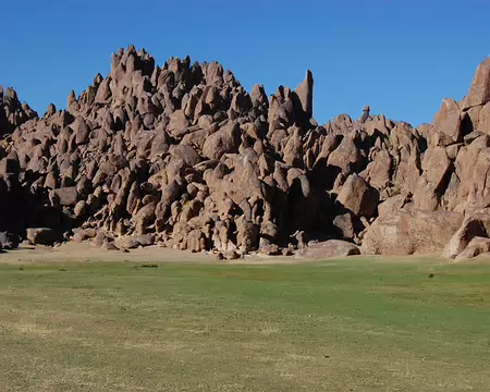 DSC_0801 ... et sa forêt de rochers :
