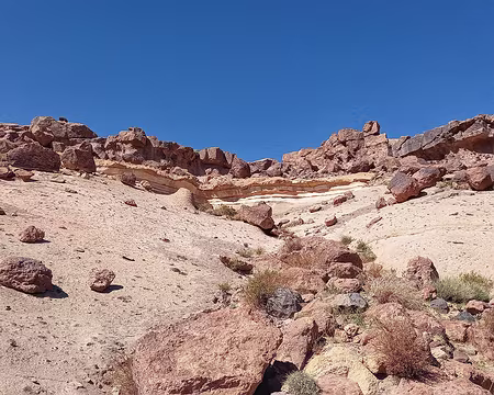 20251007_114921-01 On s'élève progressivement vers le Siroua, les villages étant situés à 2000 m.