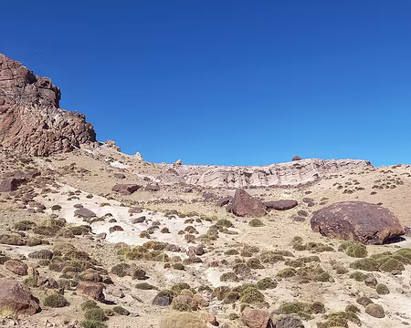 20251010_105531-01 Nous sommes dans le petit massif de l'Afachtal (je cite les noms de la carte marocaine au 50 000e).
