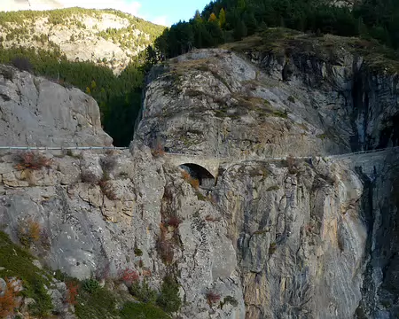 2025-10-27 17-51-50 Passage au fameux pont du Chatelet