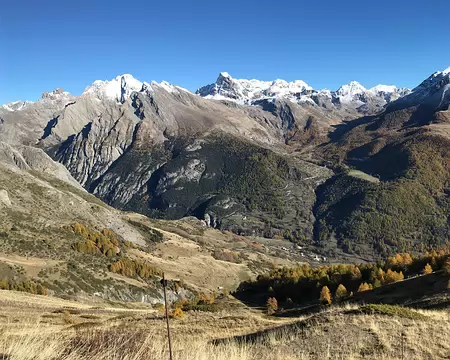 2025-10-28 14-24-15 Vue sur le pont du Chatelet