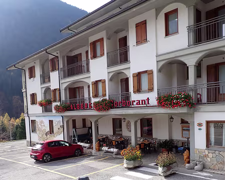 2025-10-29 11-54-55 Excellent hotel italien