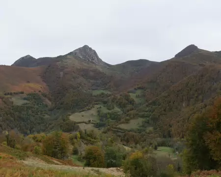 102_DSCF0545 A gauche la variante du jour : le Pic de Bazès