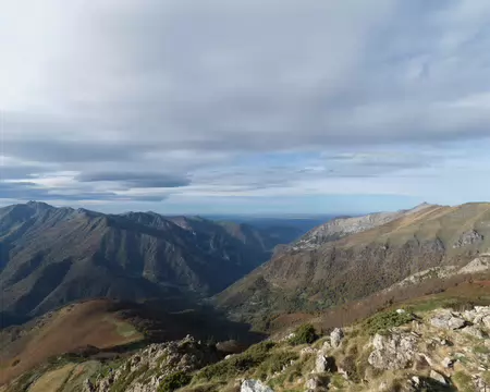 124_DSCF0690 Au loin au soleil :