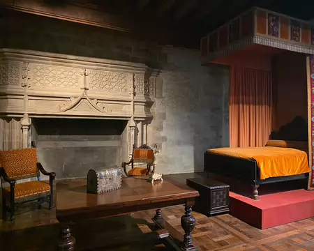 088 La chambre de la Reine. Le 19 janvier 1572, Jeanne d'Albret arrive au château pour rejoindre le prince d'Orange et le prince de Condé avec un cortège de 6...