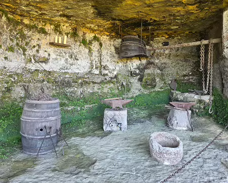 124 Reconstitution d'une forge, indispensable dans une cité médiévale