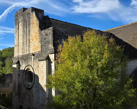 145 La fin de la boucle nous fait arriver derrière l'abbaye