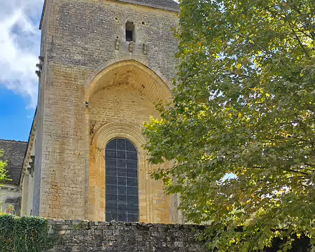 146 La présence d'un monastère à Saint-Amand-de-Coly est mentionnée dans un document de la bibliothèque vaticane datant de 1048