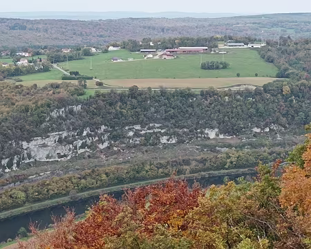 018 en face falaises du Doubs