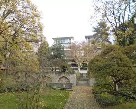 P1220096 Vestiges de l'ancien marché Saint-Germain
