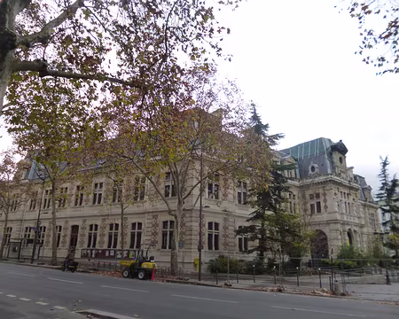 P1220106 Mairie du XIIè arrondissement (1876)