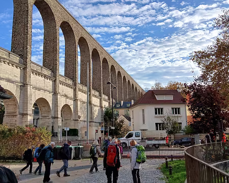 009 Le double aqueduc d’Arcueil-Cachan. La partie supérieure de l’aqueduc, en pierre meulière, édifiée à la fin du XIXème siècle par l’ingénieur Eugène Belgrand,...