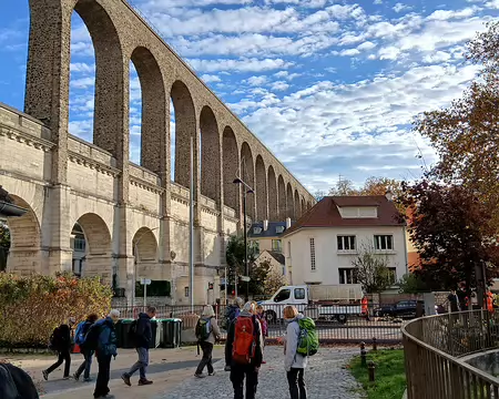 009 Le double aqueduc d’Arcueil-Cachan. La partie supérieure de l’aqueduc, en pierre meulière, édifiée à la fin du XIXème siècle par l’ingénieur Eugène Belgrand,...