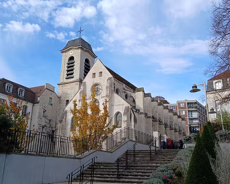 014 L’église Saint Denys d’Arcueil (XIIIème siècle) est classée monument historique. Clocher du XVIIème siècle