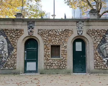 039 Le square René Le Gall (1938) a été aménagé à l’emplacement de l’ancien jardin potager des tapissiers de la famille des Gobelins
