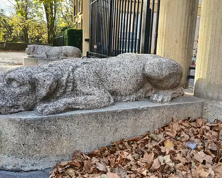 041 Les chiens de garde du Mobilier national