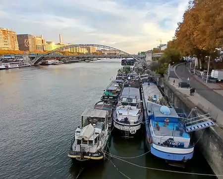 050 C’est ici, au niveau de l’actuel quai d’Austerlitz, que la Bièvre, longue de trente-cinq kilomètres, se jetait dans la Seine. Merci Martine pour cette belle...