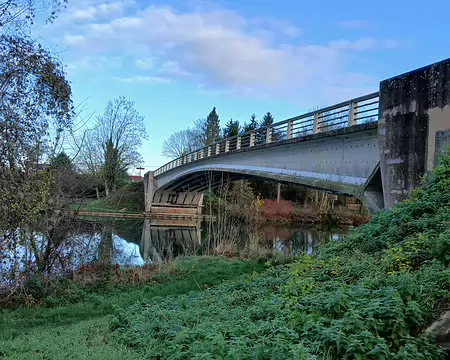005 Le pont sur la Marne (béton Freyssinet)