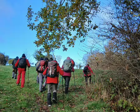 010 Sur les hauteurs du village de Saint-Jean-les-Deux-Jumeaux