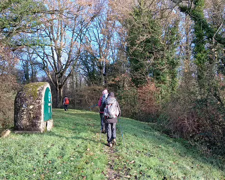 013 L’aqueduc de la Dhuis a une longueur de 130 km