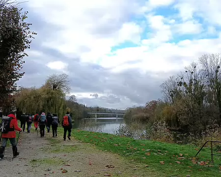 030 Le village de Germigny-l’Evêque est situé dans une boucle de la Marne