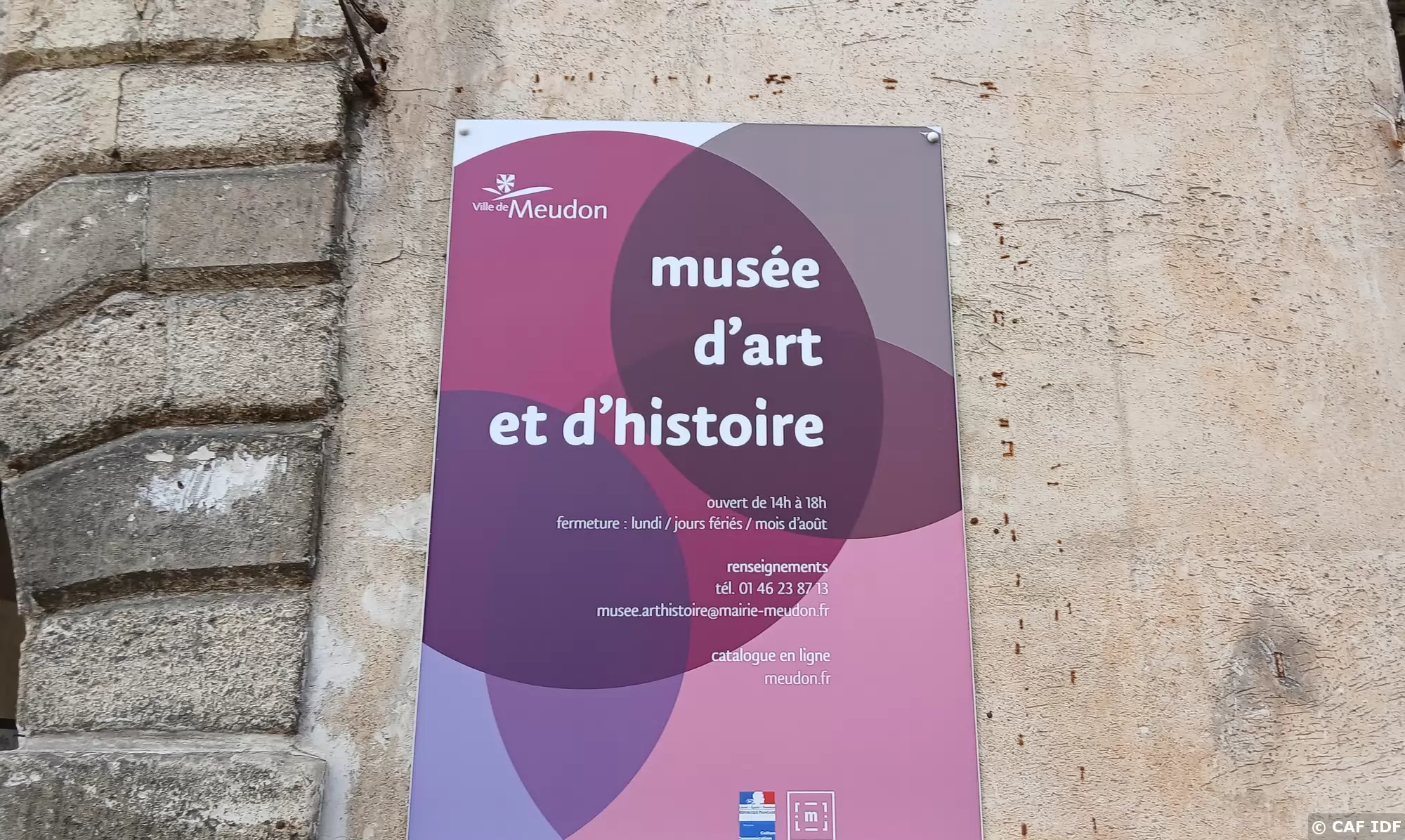 041 Visite du musée municipal d’Art et d’Histoire de Meudon ouvert en 1943. Situé au pied du château de Meudon. Bâtiment classé monument historique en 1891