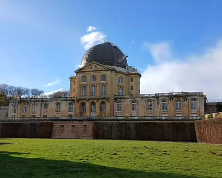 033 Le Château Neuf de Meudon a été construit par Jules Hardouin-Mansart en 1705 pour le Grand Dauphin à l’emplacement de la Grotte de Meudon, édifiée en 1552 pour...