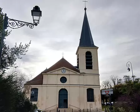 040 L’église Saint-Vigor a été consacrée en 1689